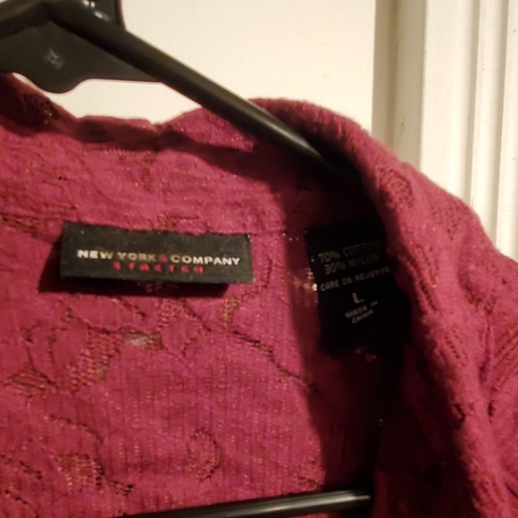 Button up blouse - Picture 2 of 2